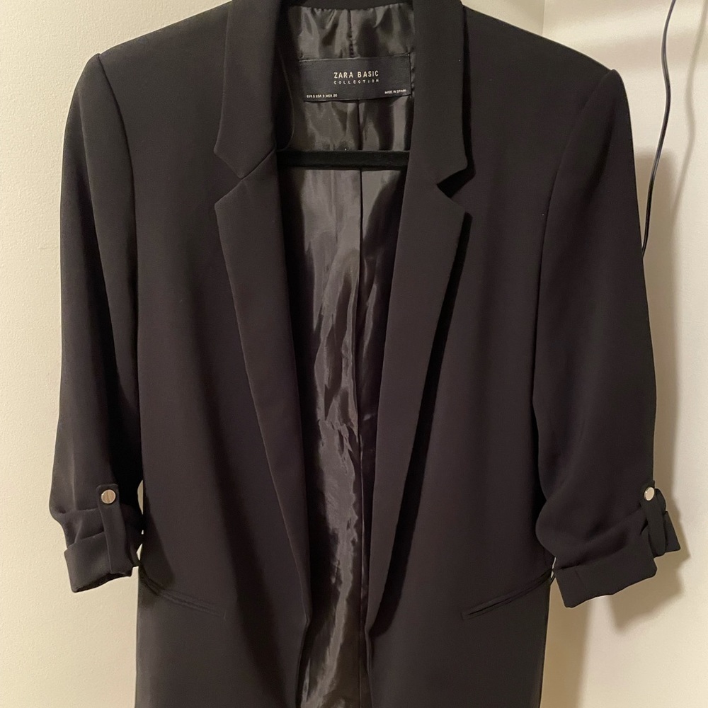 SOLD Brand new Zara blazer in small size SOLD